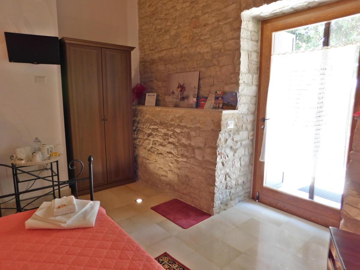 Vila Ai Pilieri Di Bagnoli Castel Del Monte  Exteriér fotografie